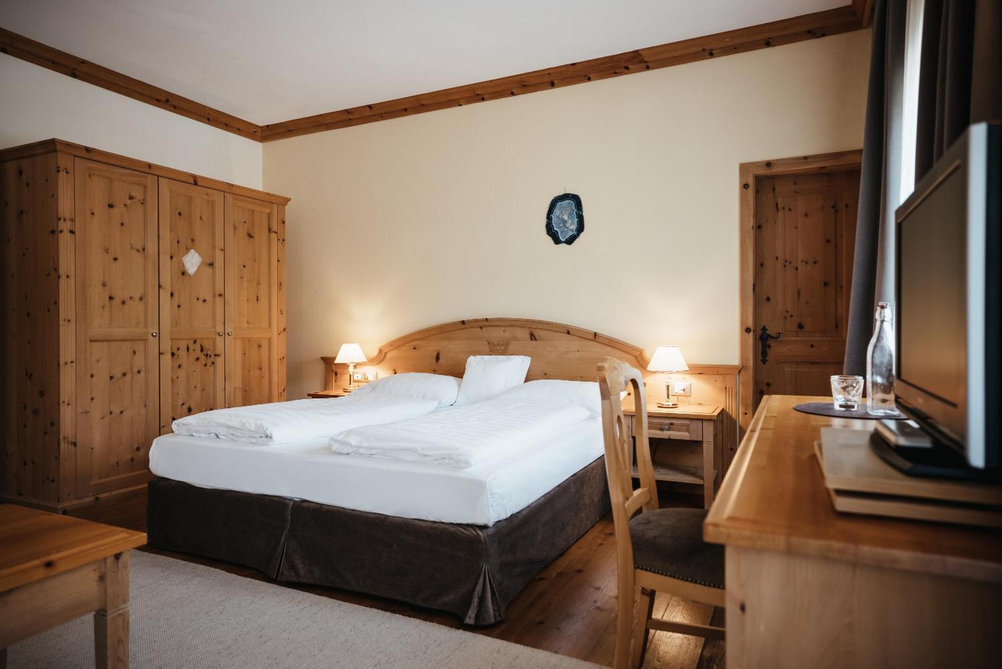 Kristallhotel Corona-Krone San Vigilio Di Marebbe Eksteriør bilde