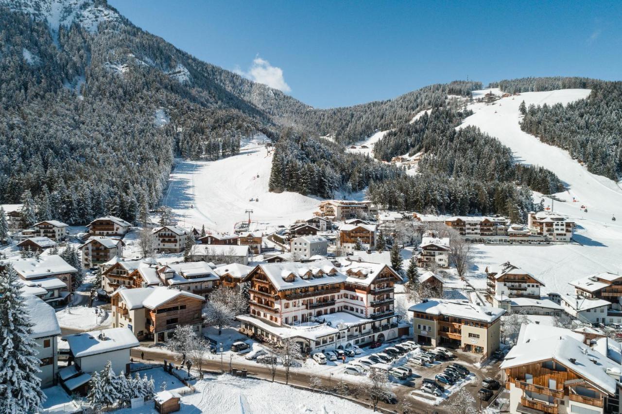 Kristallhotel Corona-Krone San Vigilio Di Marebbe Eksteriør bilde